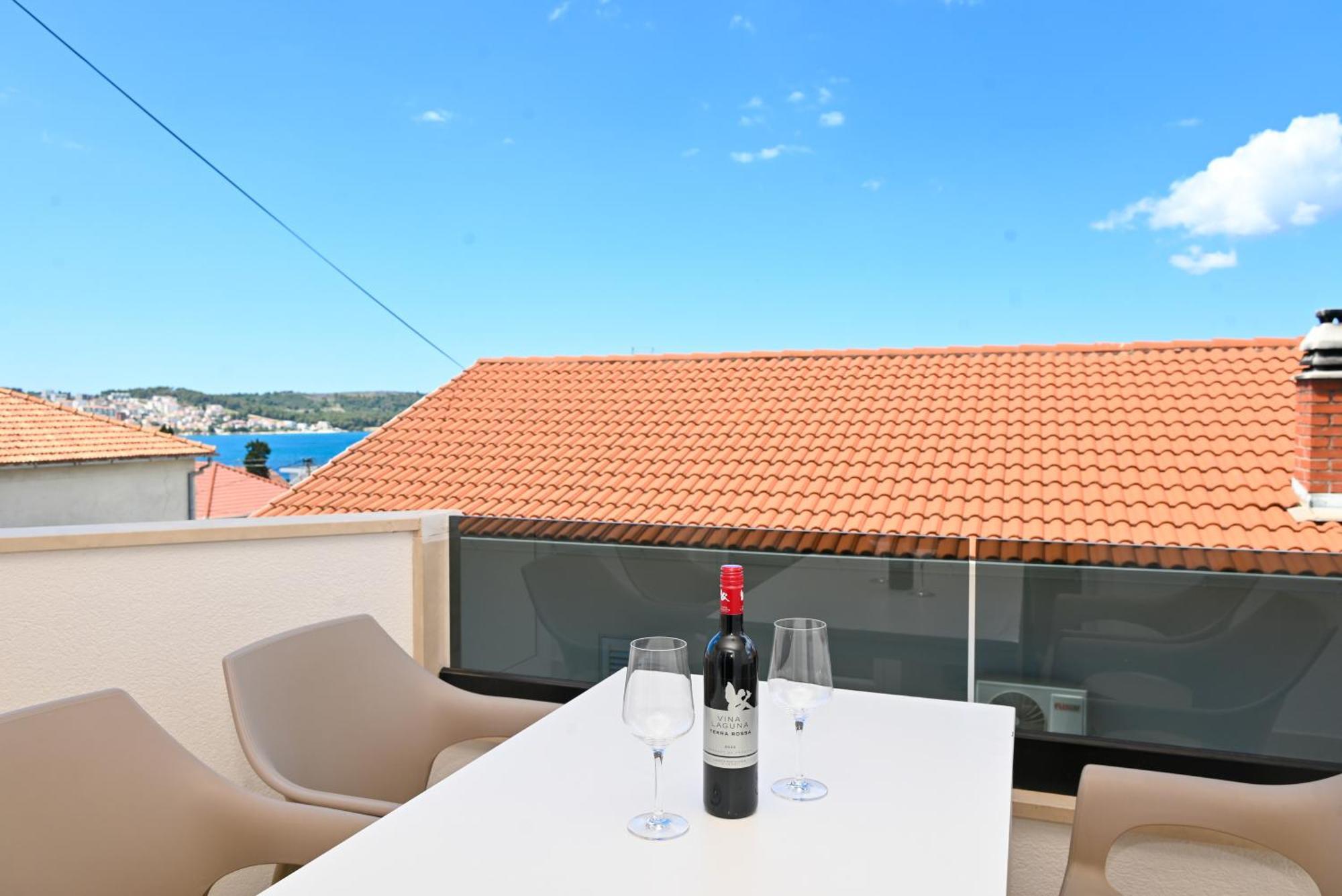 Apartmani- Lastro Trogir Luaran gambar