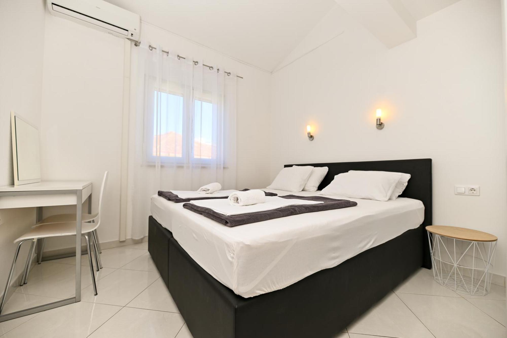 Apartmani- Lastro Trogir Luaran gambar